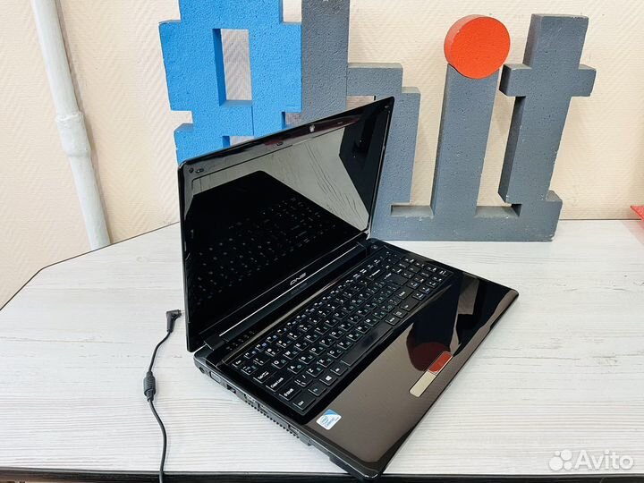 Ноутбук для учебы и работы