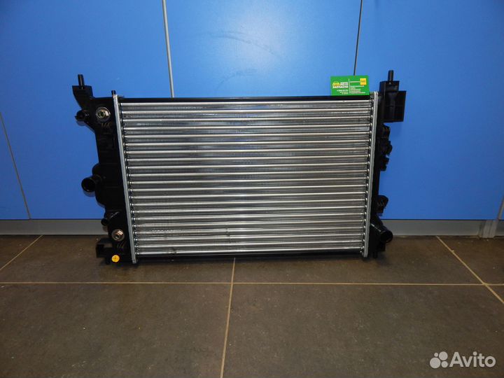 Радиатор охлаждения Rio 3 Solaris 1 МКПП мт MT