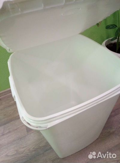 Контейнер, куботейнер, баки, вёдра, бочки