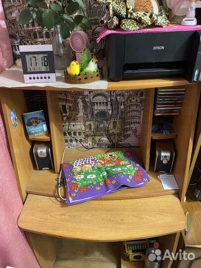 Компьютерный стол