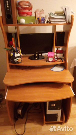 Компьютерный стол