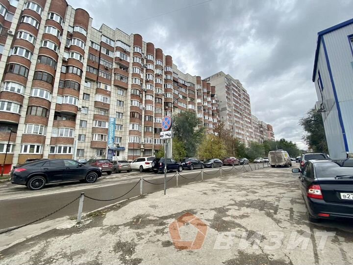 Сдам в аренду 275 кв.м. около мрэо