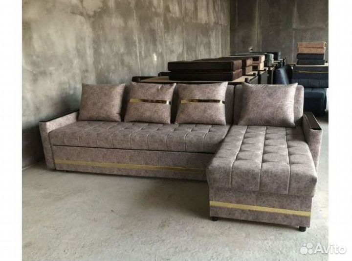 Угловой диван в наличии не б/у