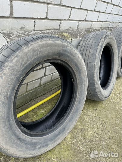 Bridgestone Dueler H/P 215/65 R16 98H