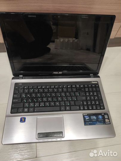 Ноутбук Asus