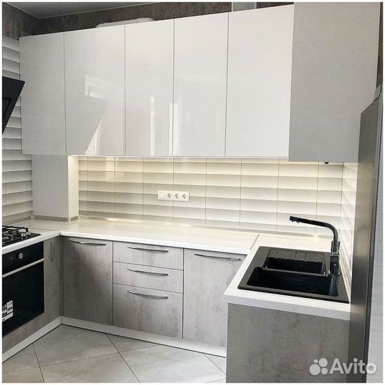 Кухня угловая новая