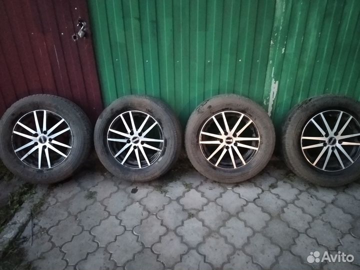 Диски и колеса r16 летние