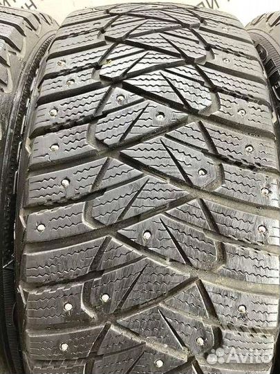 Goodyear Ultragrip 600 215/55 R16 93M