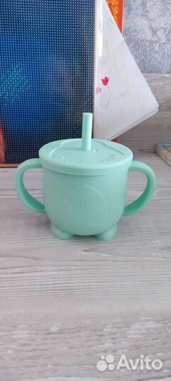 Поильник силиконовый новый