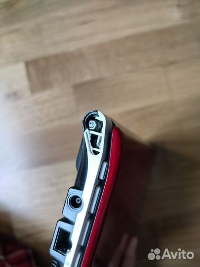Нетбук Samsung NC110 красный