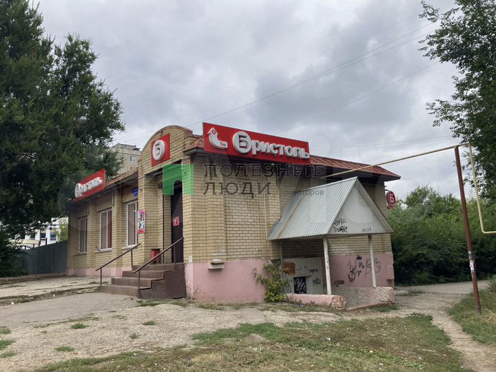 Одноэтажное здание с подвалом