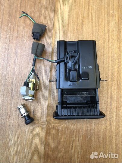 Перельница выдвижная с прикуривателем