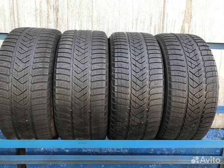 Pirelli Scorpion Winter 295/35 R21