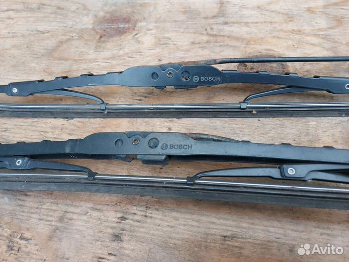 Поводок стеклоочистителя Toyota Prius NHW11