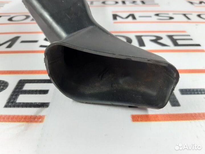 Водосток передний правый Mercedes-Benz M-Class