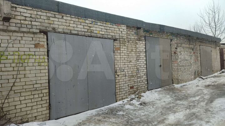 Гараж, > 30 м²