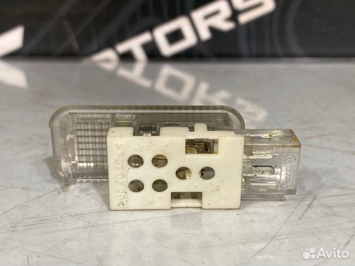 Плафон салона Audi A4 B6 ASN 2004