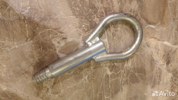 Буксировочный крюк на Опель Астра H