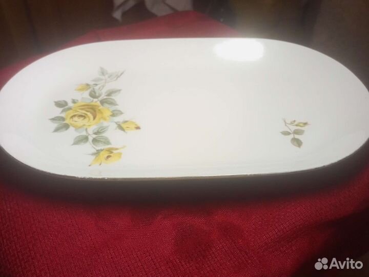 Блюдо большое овальное