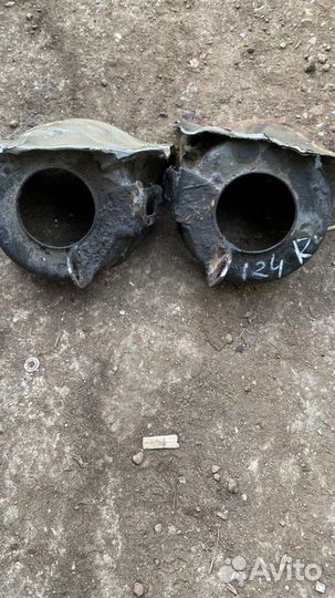 Чашки пружин w124