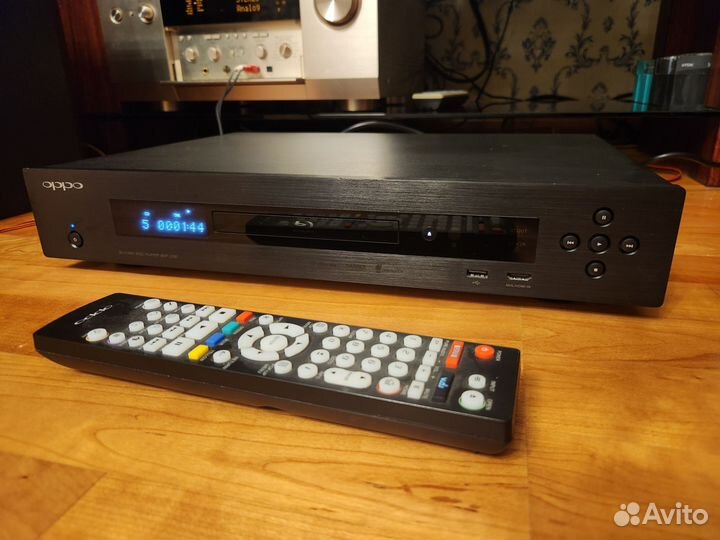 Blu-ray плеер Oppo BDP-103D