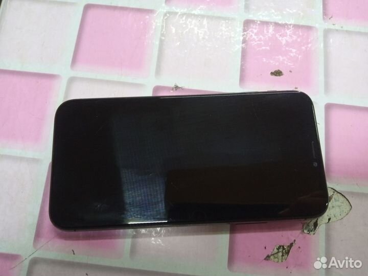 iPhone X, 128 ГБ