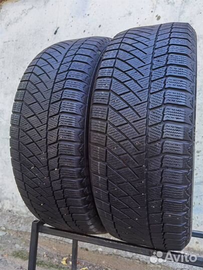 Continental ContiVikingContact 6 225/60 R18 104T