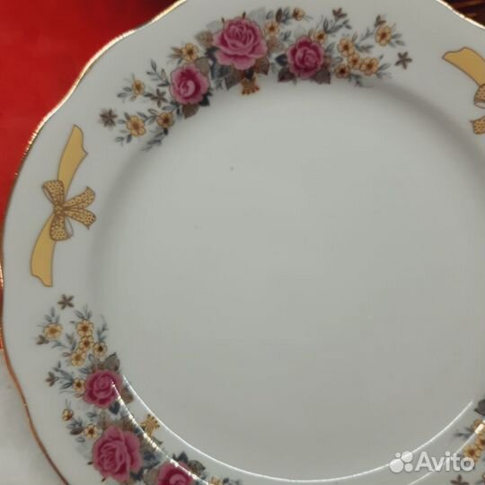 Столовые наборы Дулево