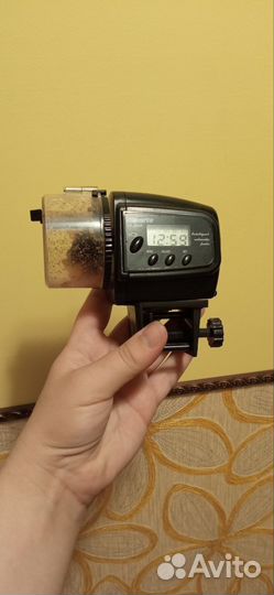 Кормушка для рыб