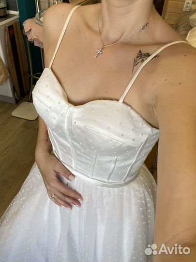 Платье белое