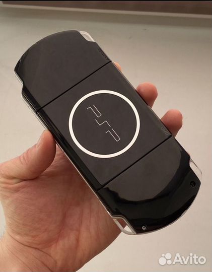 Sony PSP 3008 прошитая +128гб и 500 игр