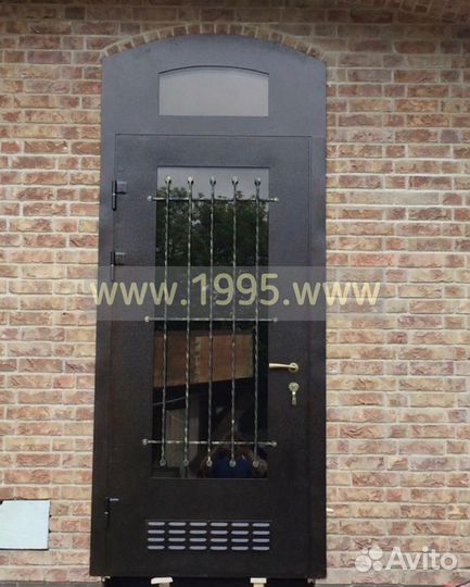 Дверь входная металлическая с терморазрывом