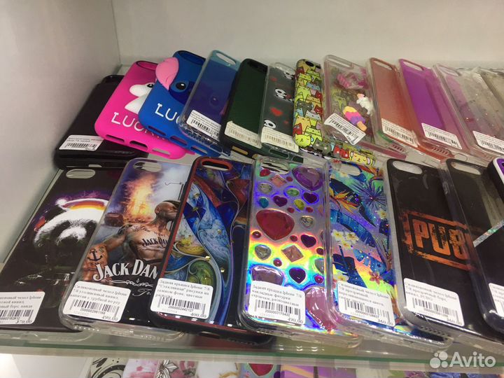 Чехлы на iPhone 7