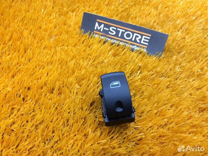 Кнопка стеклоподъемника задняя правая Audi A6