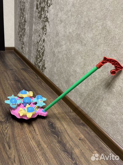 Каталка детская с ручкой