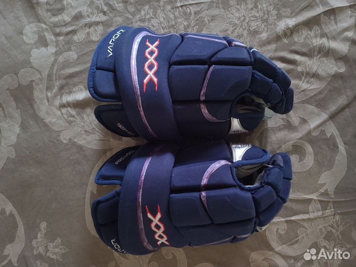 Краги хоккейные