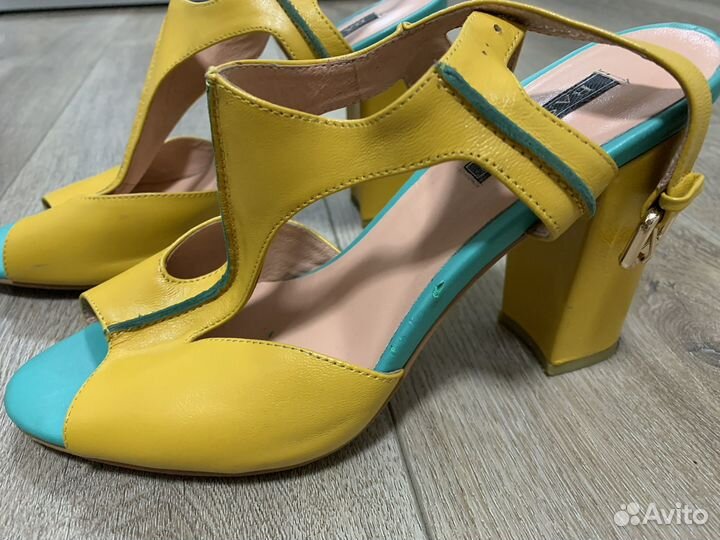 Босоножки женские 37 размер на каблуке