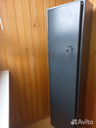 Оружейный шкаф на 5 стволов