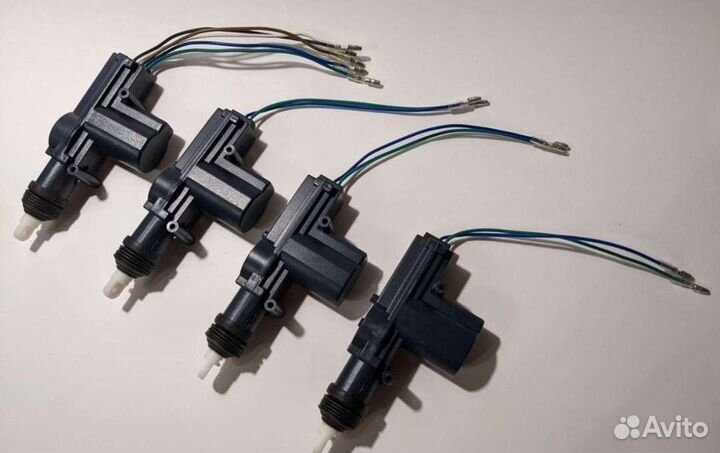 Центральный замок Pioneeir C022