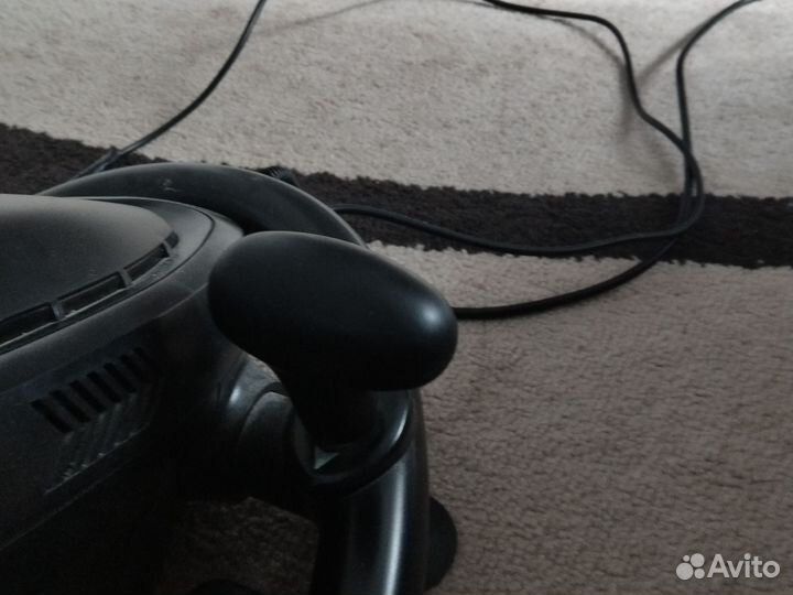 Игровой руль logitech