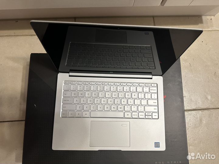 Ноутбук Xiaomi Mi Notebook Air 13.3