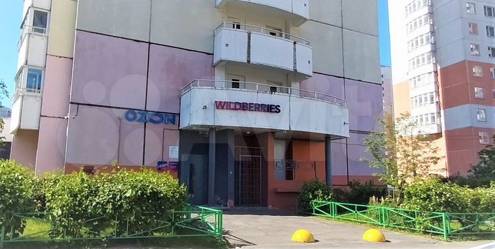 Офис на первом этаже жилого дома, 45.1 м²