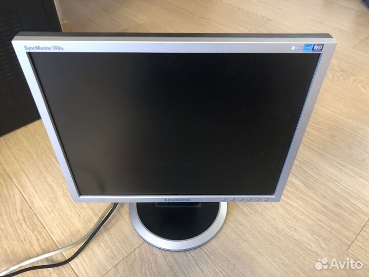 Монитор 17 дюймов samsung