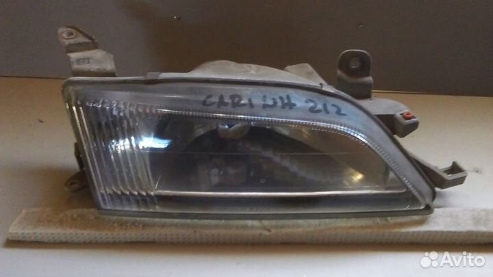 Фара Toyota Carina 96-98 год