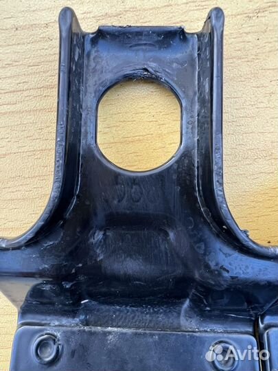 Упоры thule на Toyota Venza