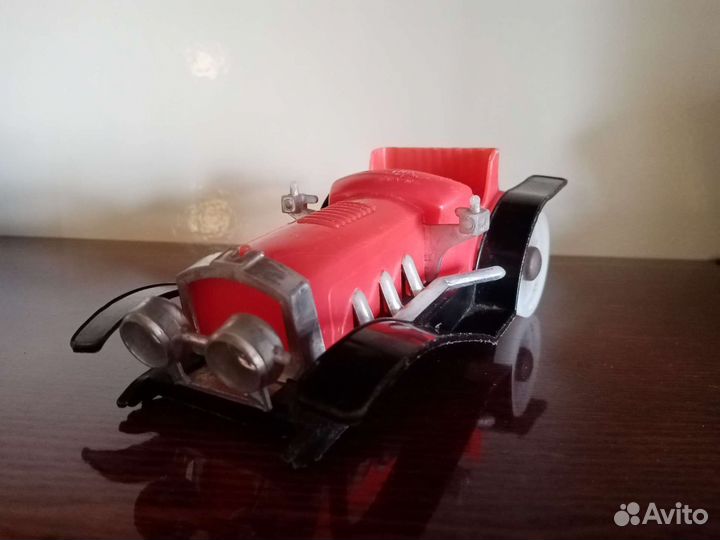 Модель автомобиля игрушка СССР