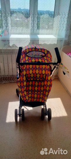 Прогулочная коляска