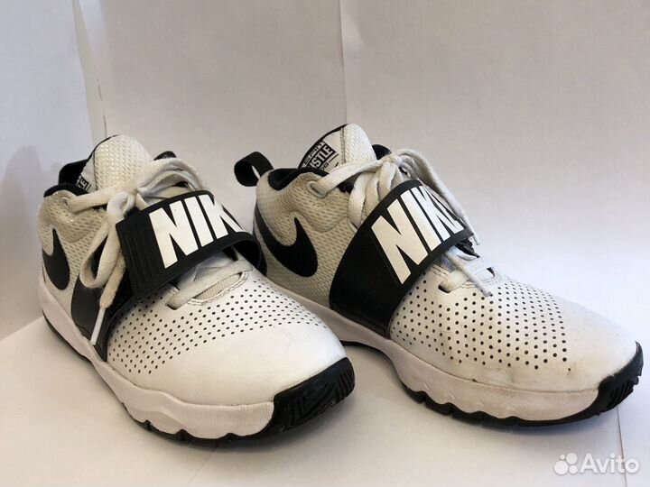 Nike team hustle 08