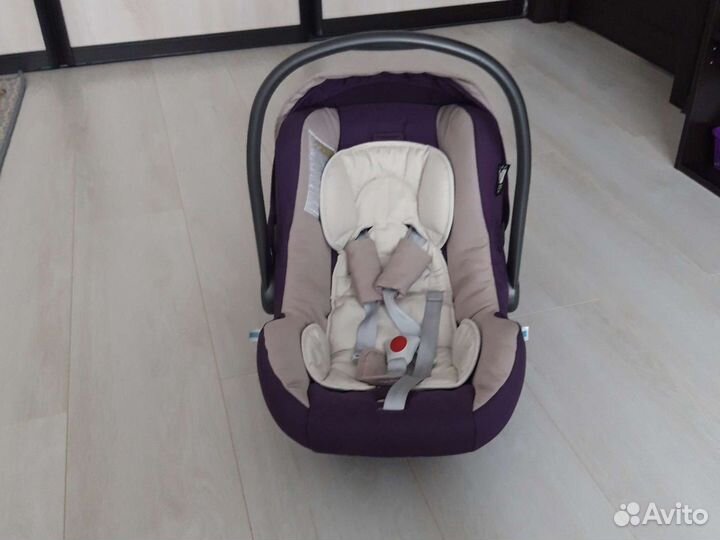 Детское автокресло от 0 inglesina
