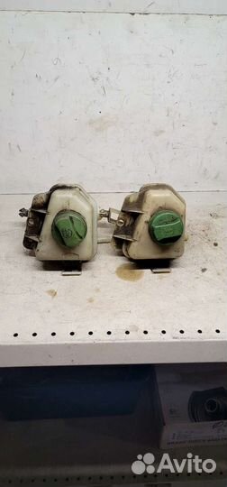 Бачок гидроусилителя руля Vw Transporter T5